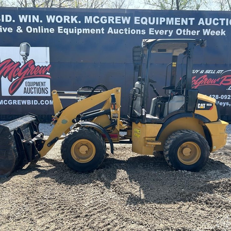 2019 CATERPILLAR 903D