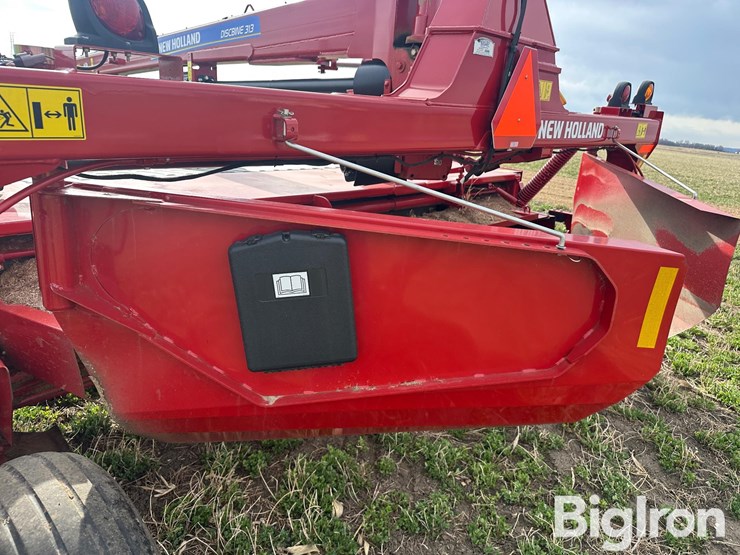 2021-new-holland-313-image-18