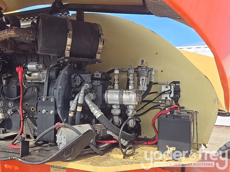 2008-jlg-400s-image-40