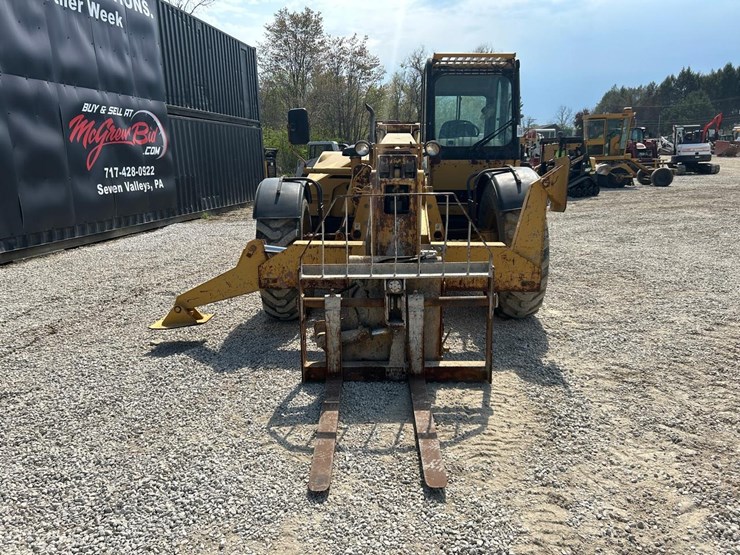 caterpillar-th83-image-7