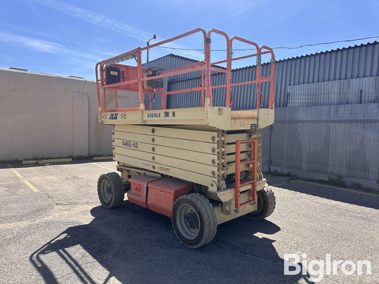 jlg-4069le-image-1