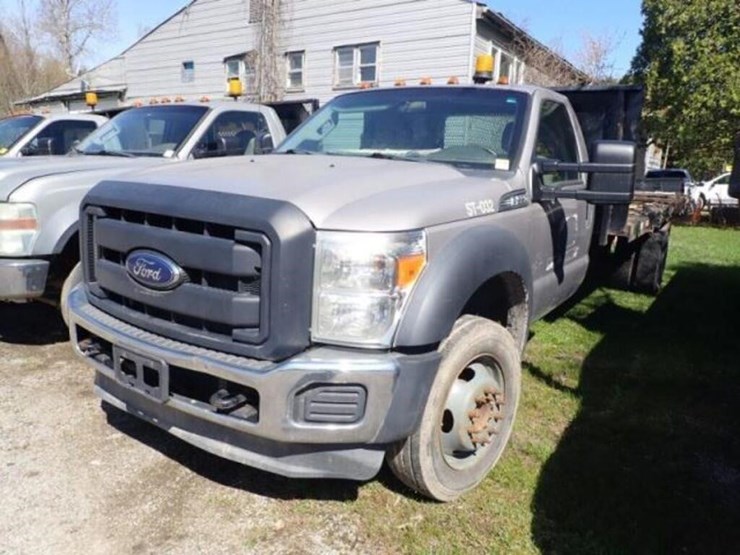 2014-ford-f550-xl-image-1