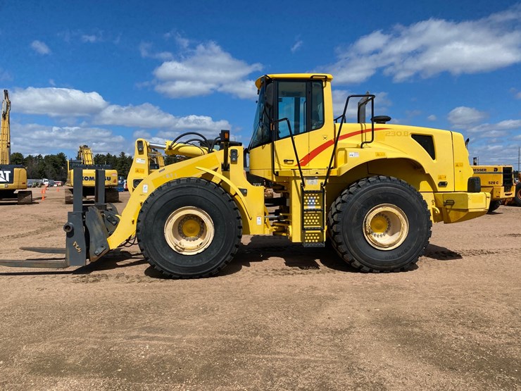 2005-new-holland-lw230b-image-12