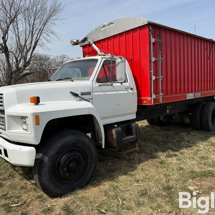 1985 FORD F8000