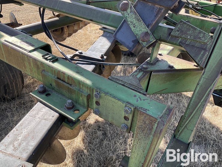 john-deere-331-image-15