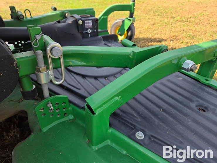 2015-john-deere-1570-image-16