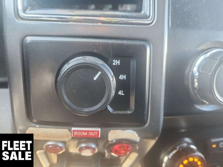2019-ford-f550-image-12