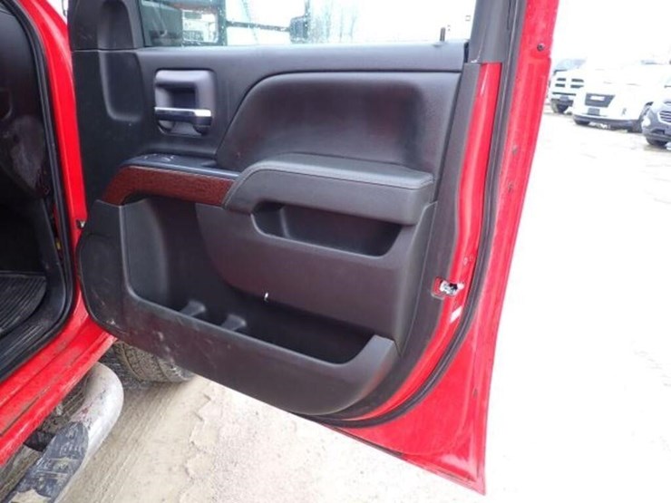 2016-gmc-2500hd-image-54