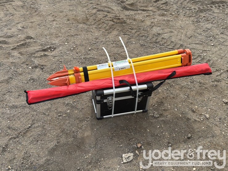 unused-sklp-self-leveling-rotary-laser-level-c/w-batteries,-receiver,-tripod,-grade-rod-image-1