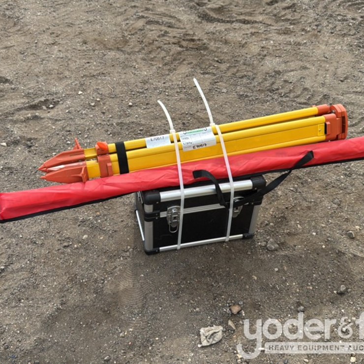 Unused SKLP Self-Leveling Rotary Laser Level c/w Batteries, Receiver, Tripod, Grade Rod