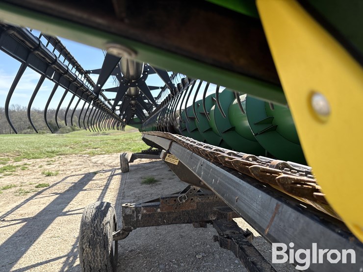 2010-john-deere-630f-image-11
