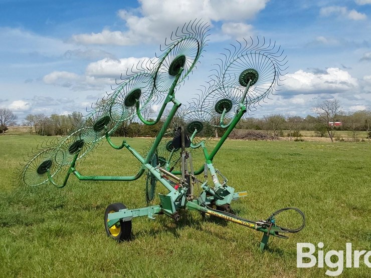 john-deere-702-image-3