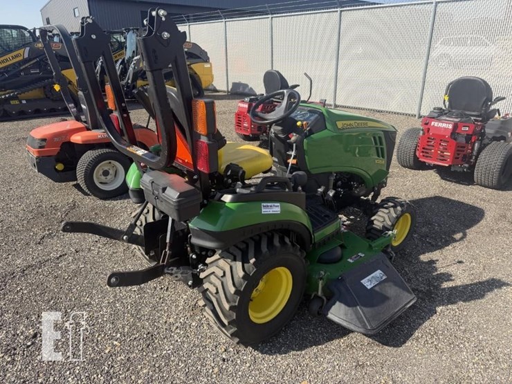 john-deere-1025r-image-3
