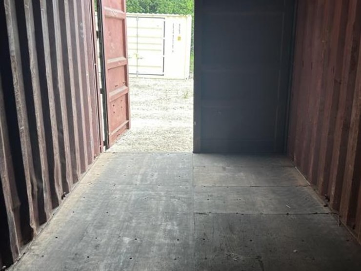 #47-•-20'-conex/-shipping-container---used-image-10