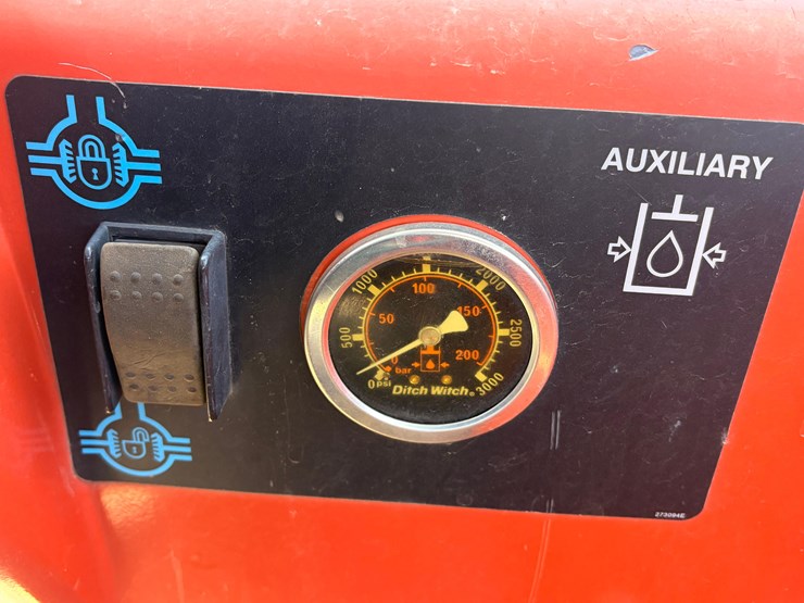 2008-ditch-witch-rt75-image-57