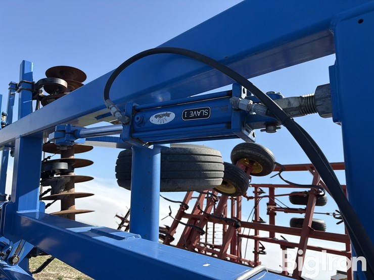 2010-landoll-7431-23-image-15