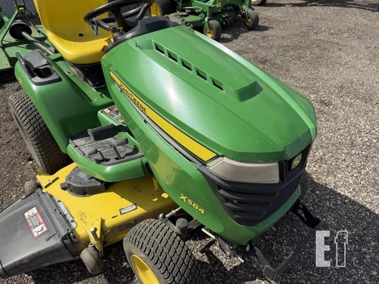 2018-john-deere-x584-image-9