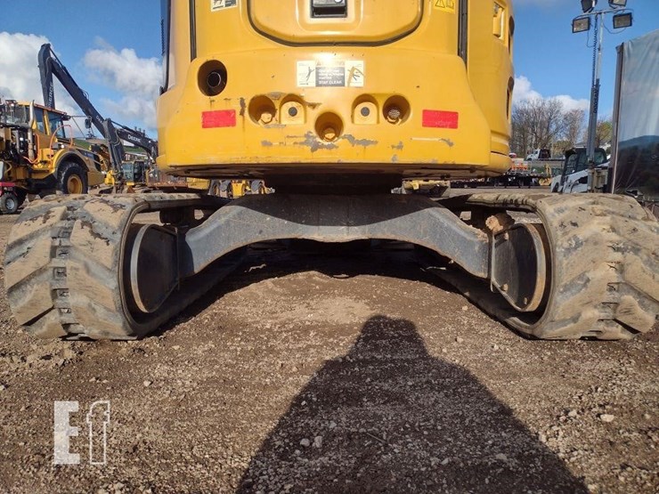 2018-deere-35g-image-43