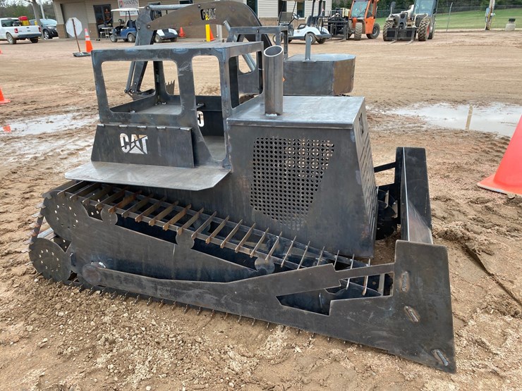 #1632-•-shop-made-bulldozer-fire-pit-image-5