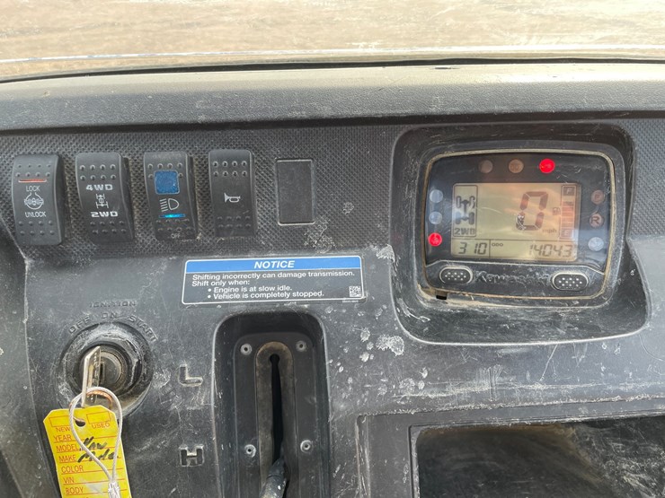 #1625-•-kawasaki-mule-pro-dxt-diesel-utv-image-21