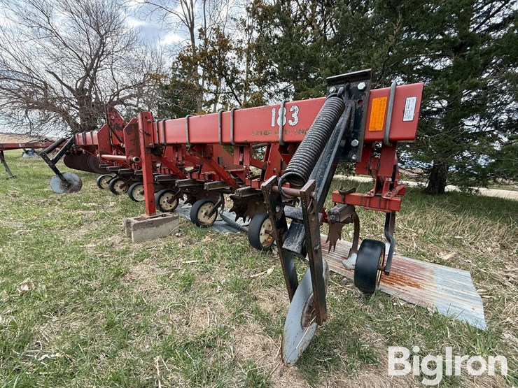 case-ih-183-image-1