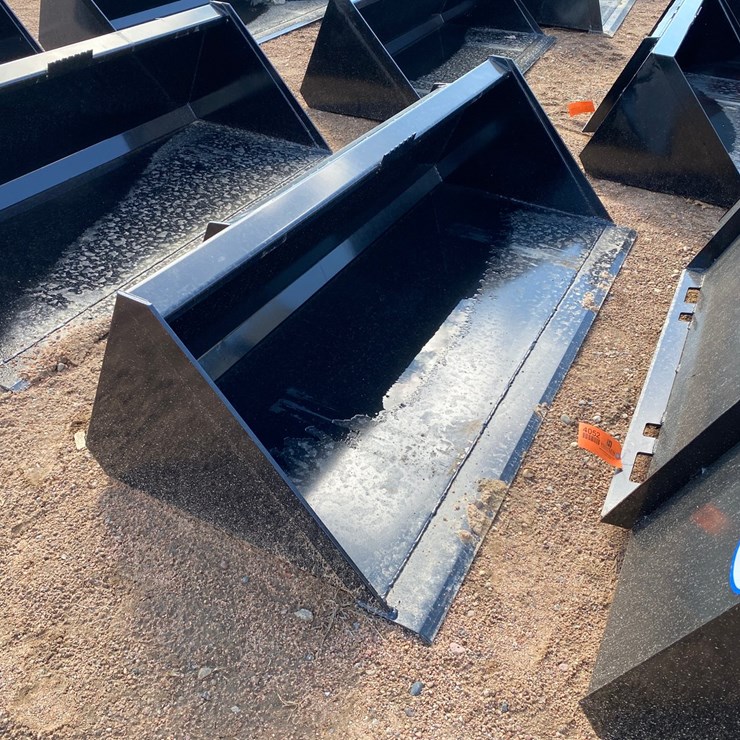 #4053 • Swict 72" Skid Steer Bucket