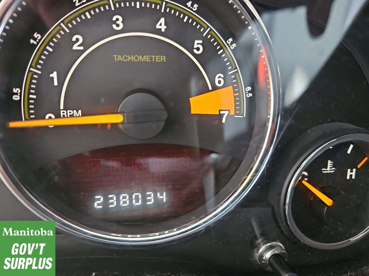 2014-jeep-compass-image-33