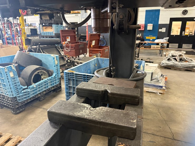 #2054-•-dake-hydraulic-press-image-13