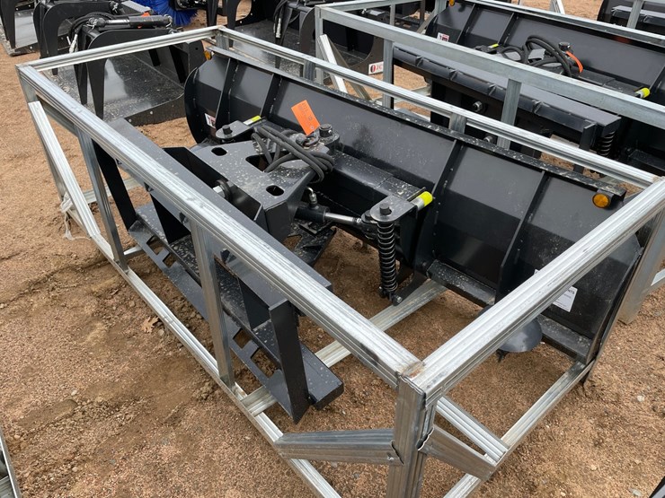 #4124-•-jct-84"-hydraulic-dozer-blade-image-4