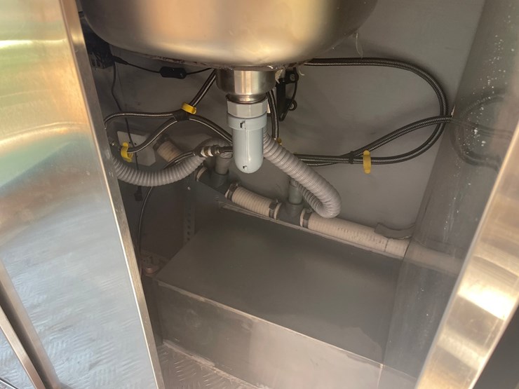 #1562-•-2019-qingdao-3-wheel-electric-food-truck-(no-title)-image-61