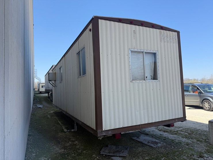 #2010-•-26'6"-venture-jobsite-trailer-(no-title)-image-5