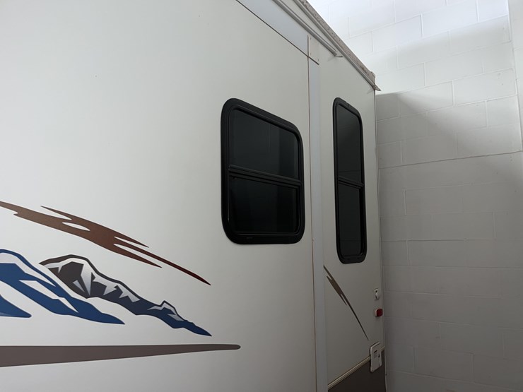 2005-keystone-mountaineer-image-18