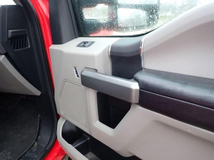 2017-ford-f250-xlt-image-50
