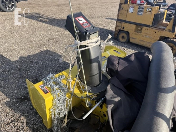 john-deere-x300-image-19