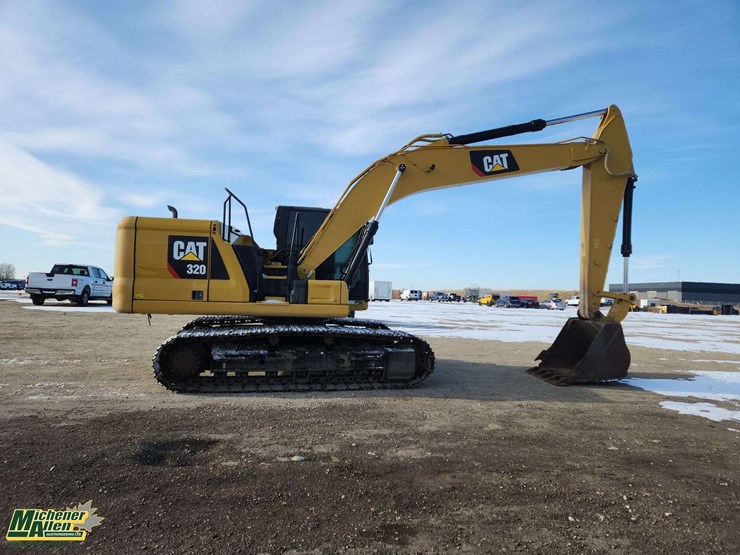 2019-caterpillar-320-image-23