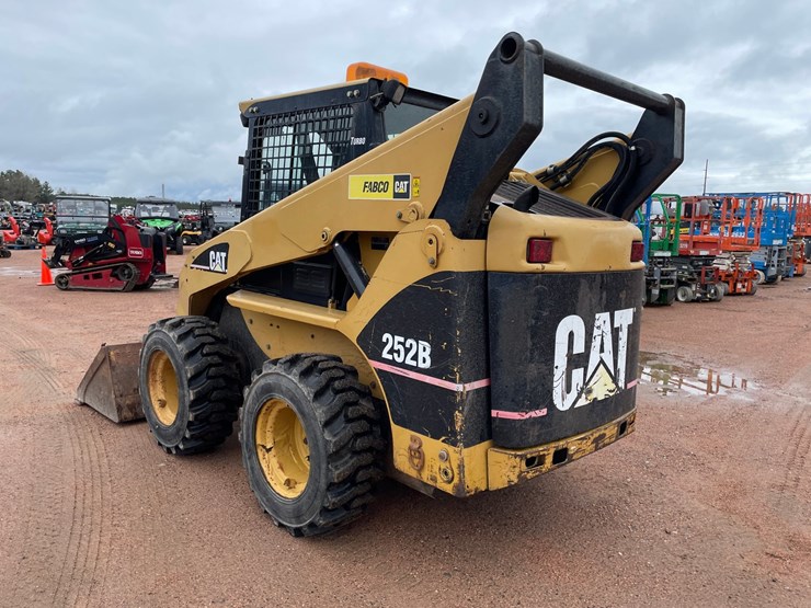 2005-caterpillar-252b-image-5