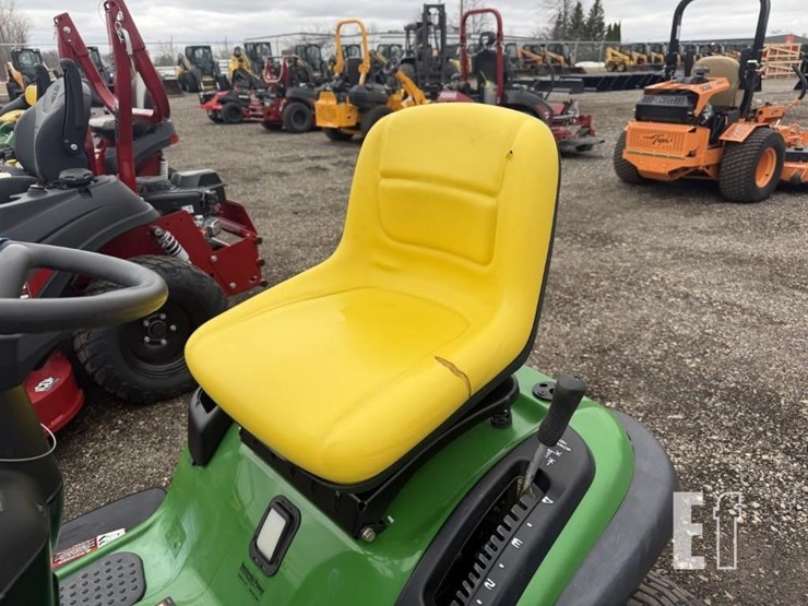 2010-john-deere-la145-image-8