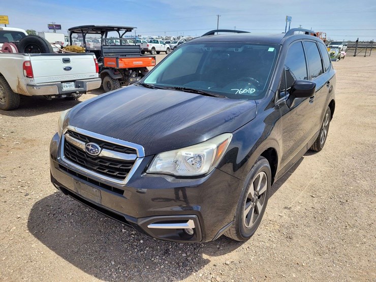 2018-subaru-forester-2.5i-premium-suv-4d-image-1