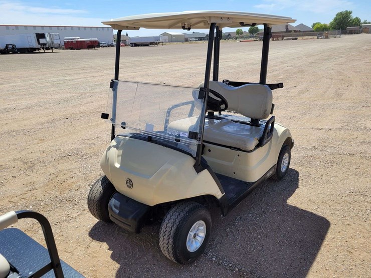 yamaha-2-seat-golf-cart-image-1
