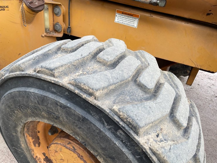 1996-case-570l-xt-image-32