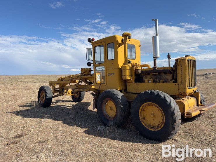 caterpillar-12-image-7