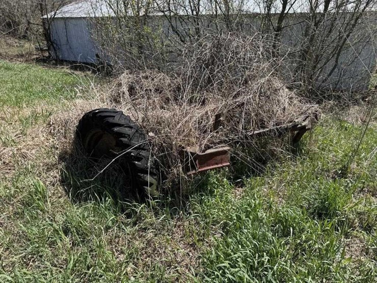 large-lot-of-scrap-machinery/vehicles-image-32