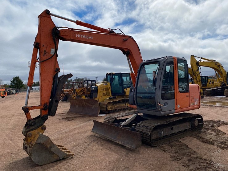 2005-hitachi-zx80-image-12