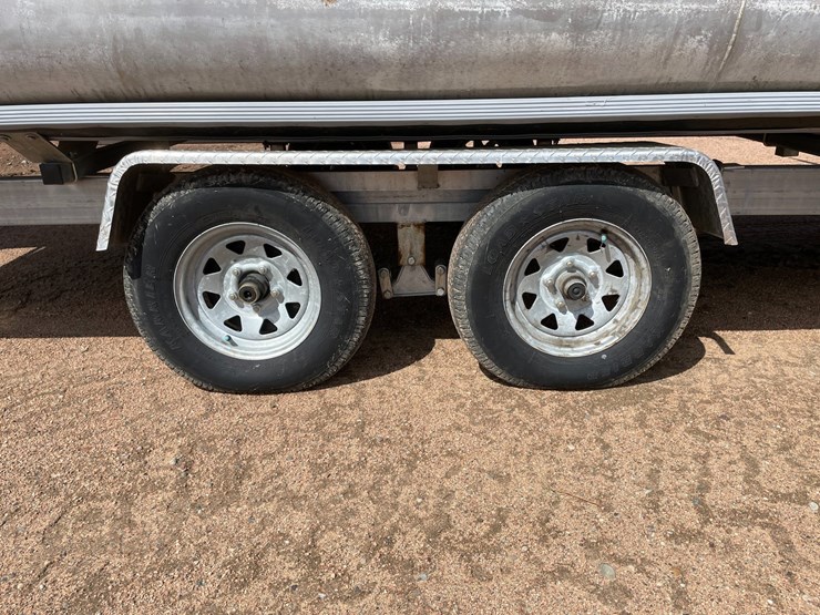 #1576-•-1990-tmc-30'-pontoon-boat-(no-title)-image-39