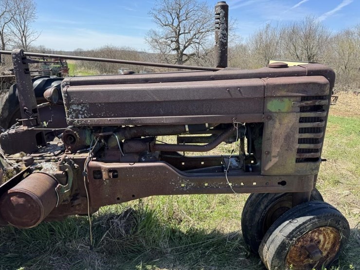 john-deere-b-image-6