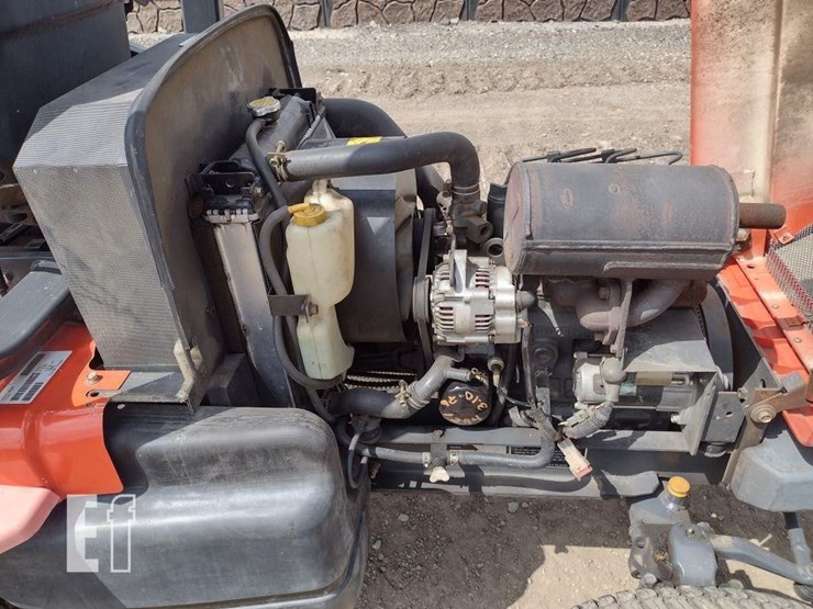 kubota-f2560-image-10