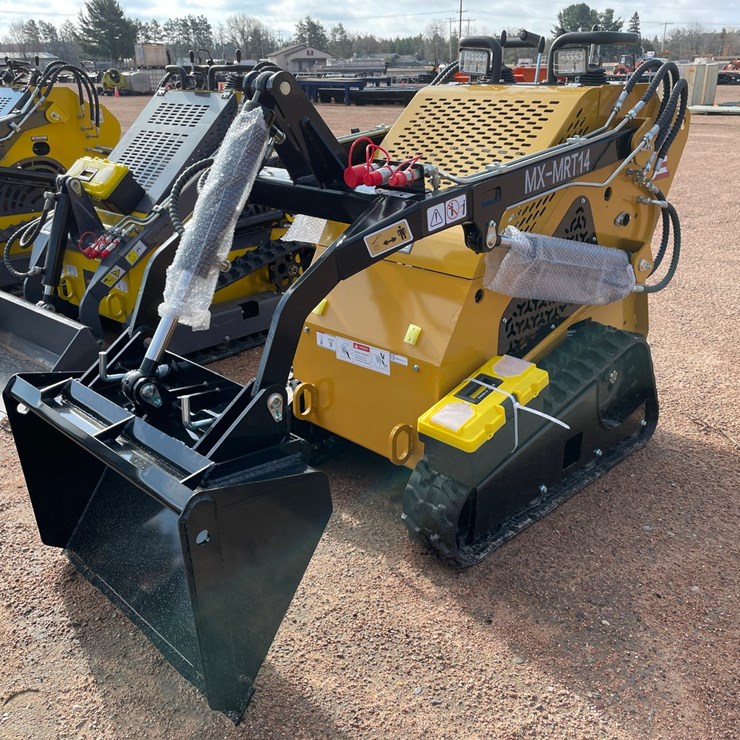 #5561 • AGT MX-MRT14 Tracked Stand On Mini Skid Steer
