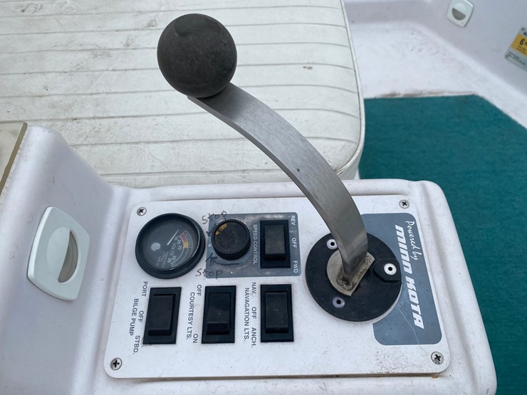 #1569-•-1999-eldebo-electric-deck-boat-image-21