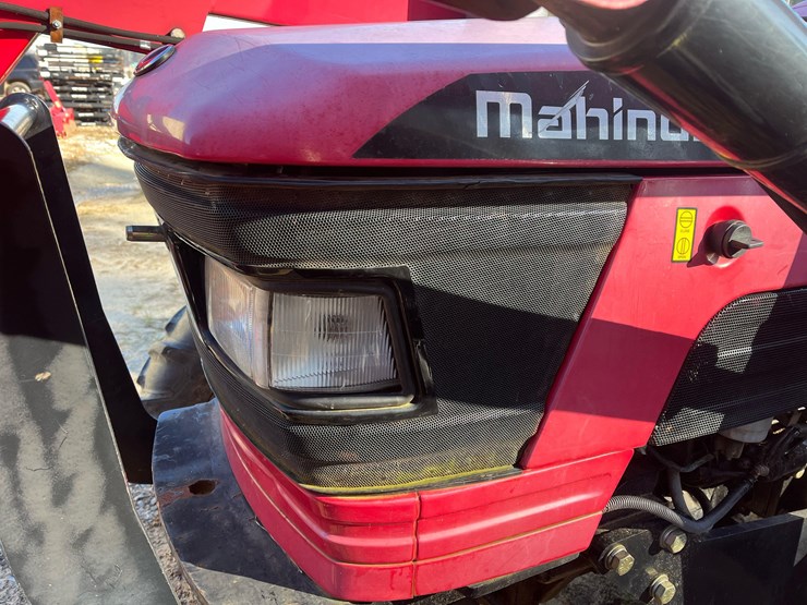 2018-mahindra-5545-image-11