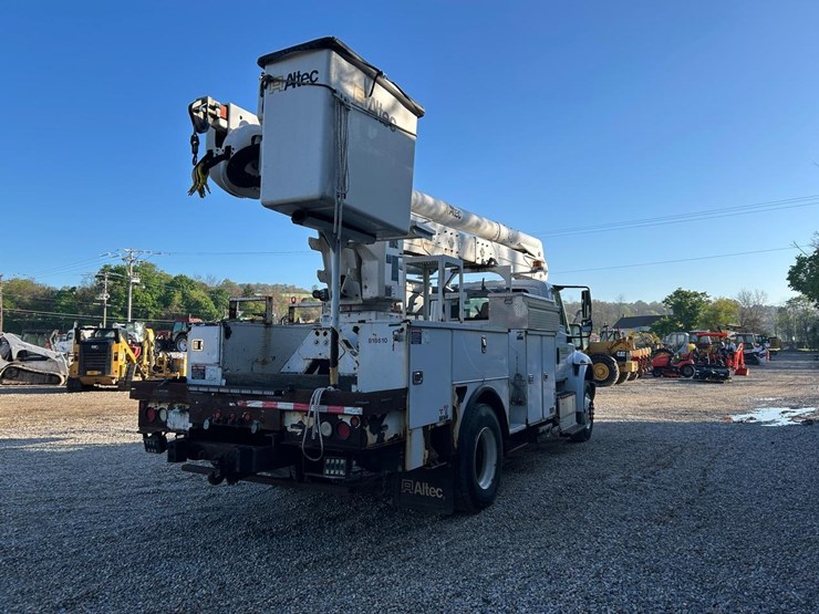 2016-international-durastar-4300-image-4